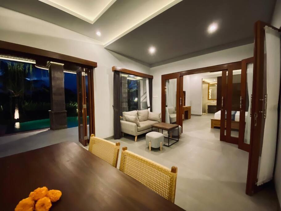 Villa Dewa Dewi 2 우붓 외부 사진